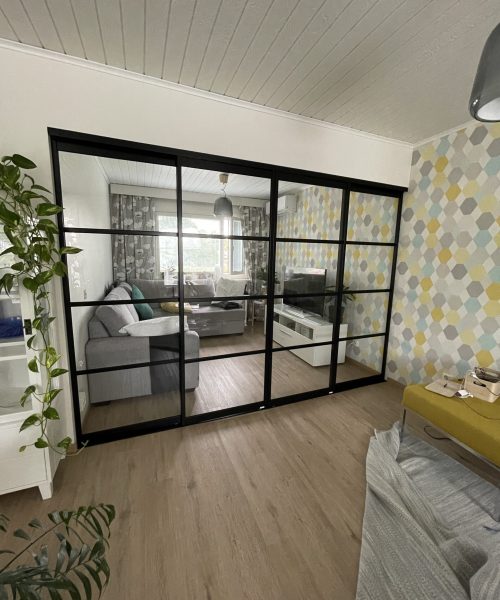 5CD7D320-53AB-4697-91EA-0BE1D712B68C