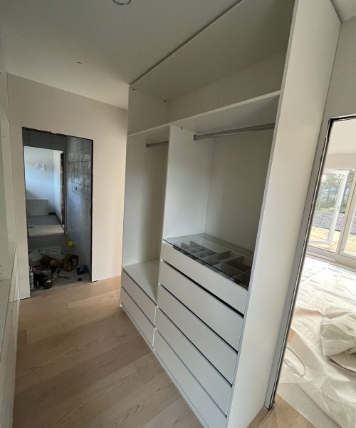 9441EB9E-65E1-4A5E-B82E-62C0B39A2AB3