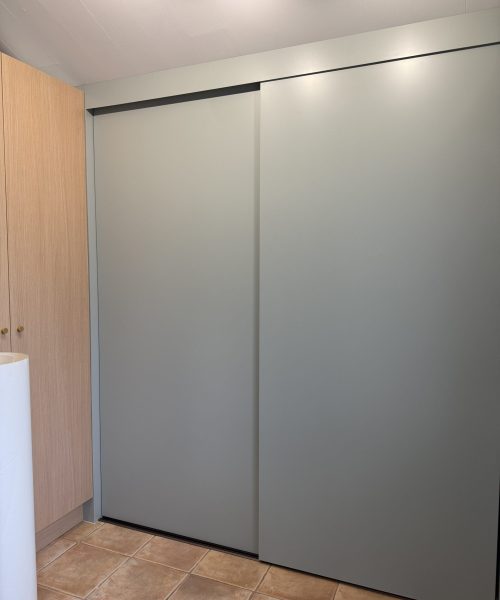 rajaton liukuovet, omalla sävyllä